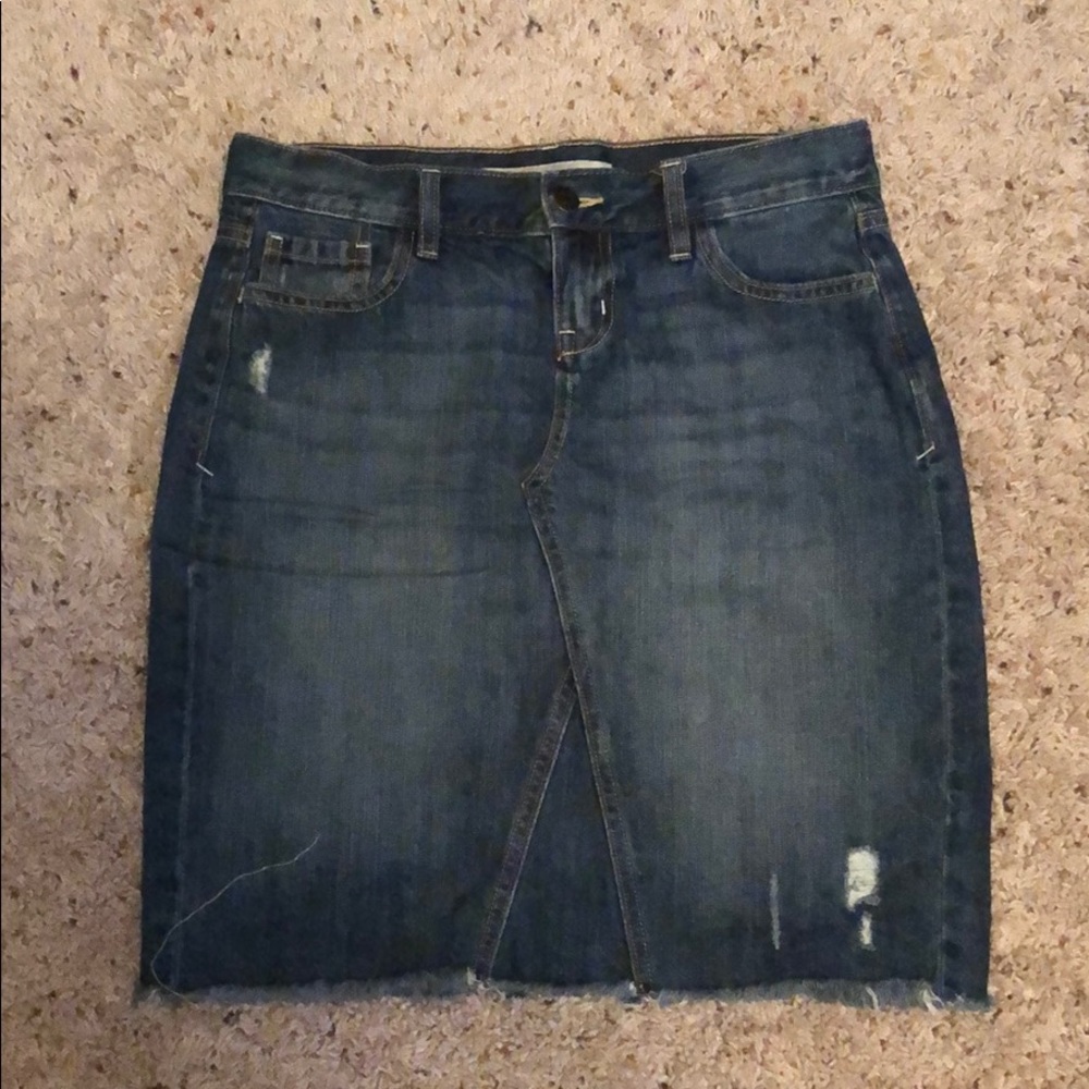 Old navy distressed jean skirt